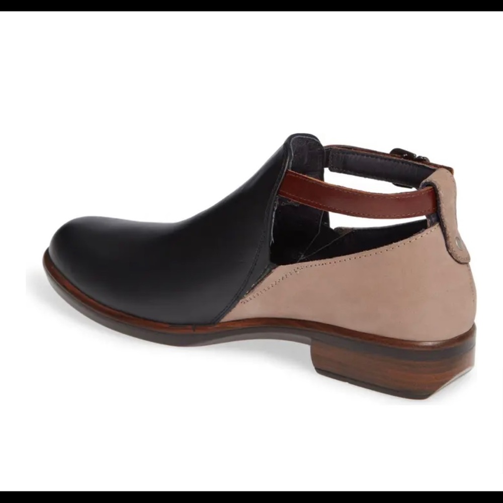 Naot Kamsin flat/boot BRAND NEW Size 37
